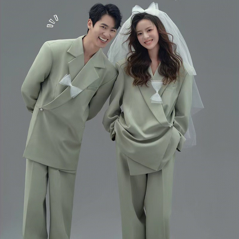 Street Fashion Magazines - 2023 새로운 패션 커플 사진 촬영